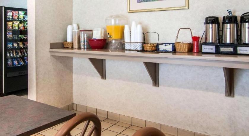 Rodeway Inn Salem Kültér fotó