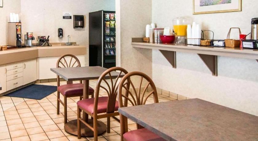 Rodeway Inn Salem Kültér fotó